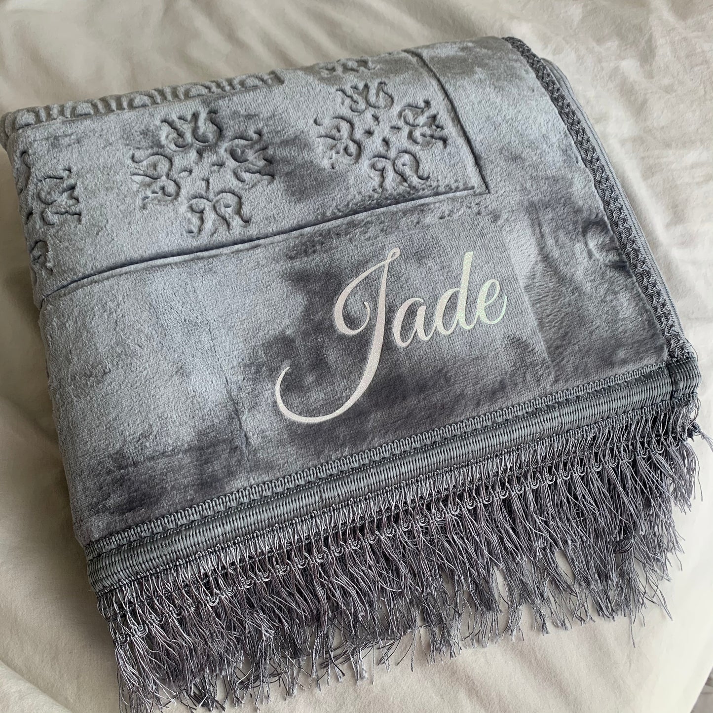 boutique by inaya tapis de prière personnalisé gris